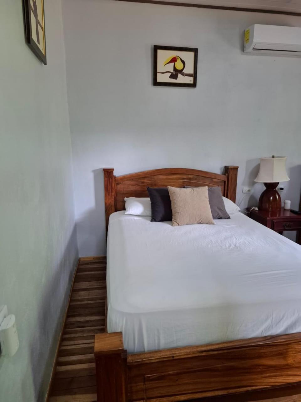 Bungalow Batsu La Fortuna Bagian luar foto
