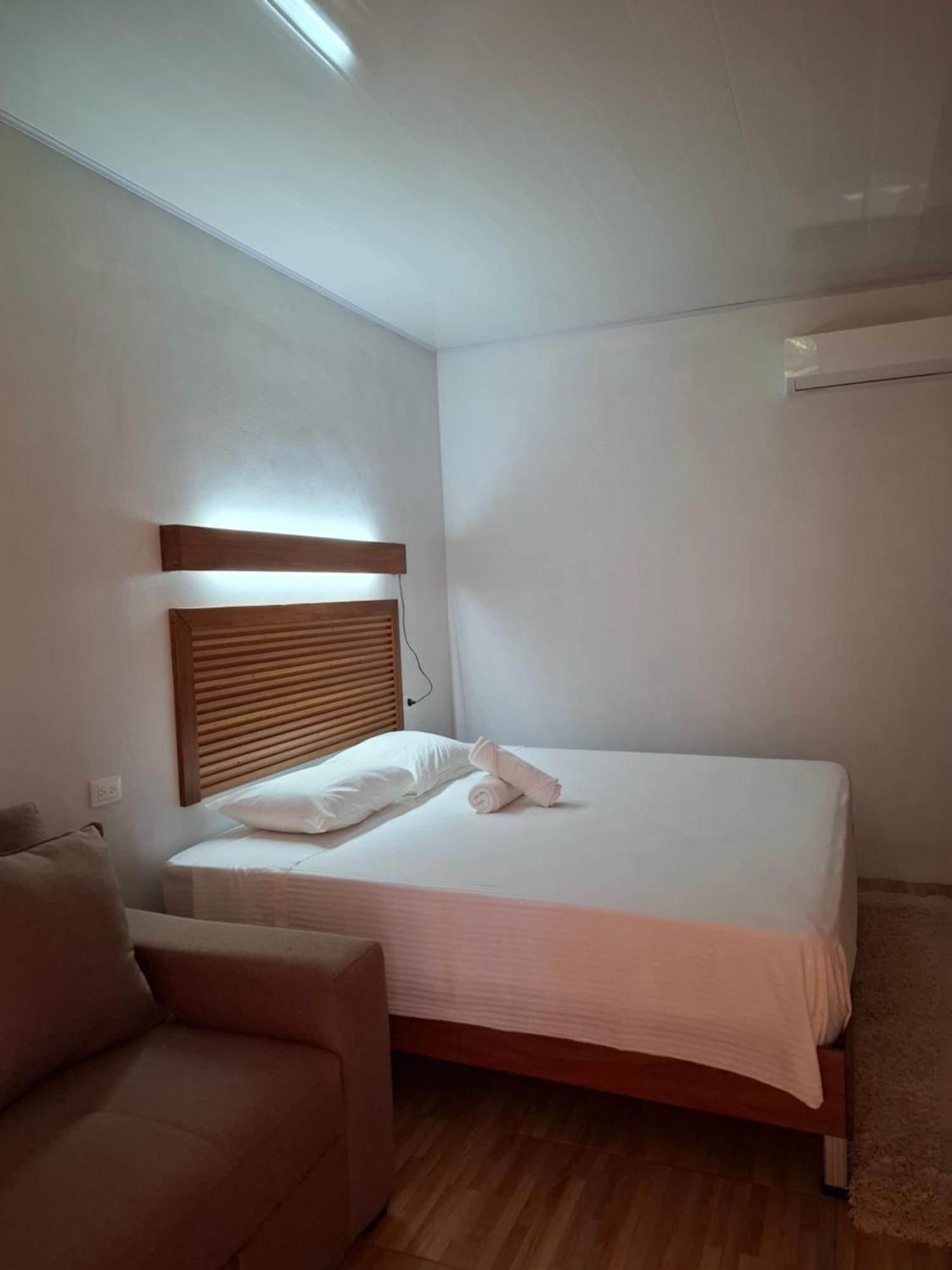 Bungalow Batsu La Fortuna Bagian luar foto