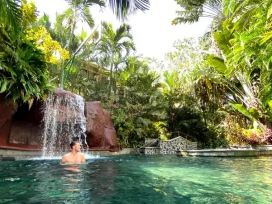 Bungalow Batsu La Fortuna Ruang foto