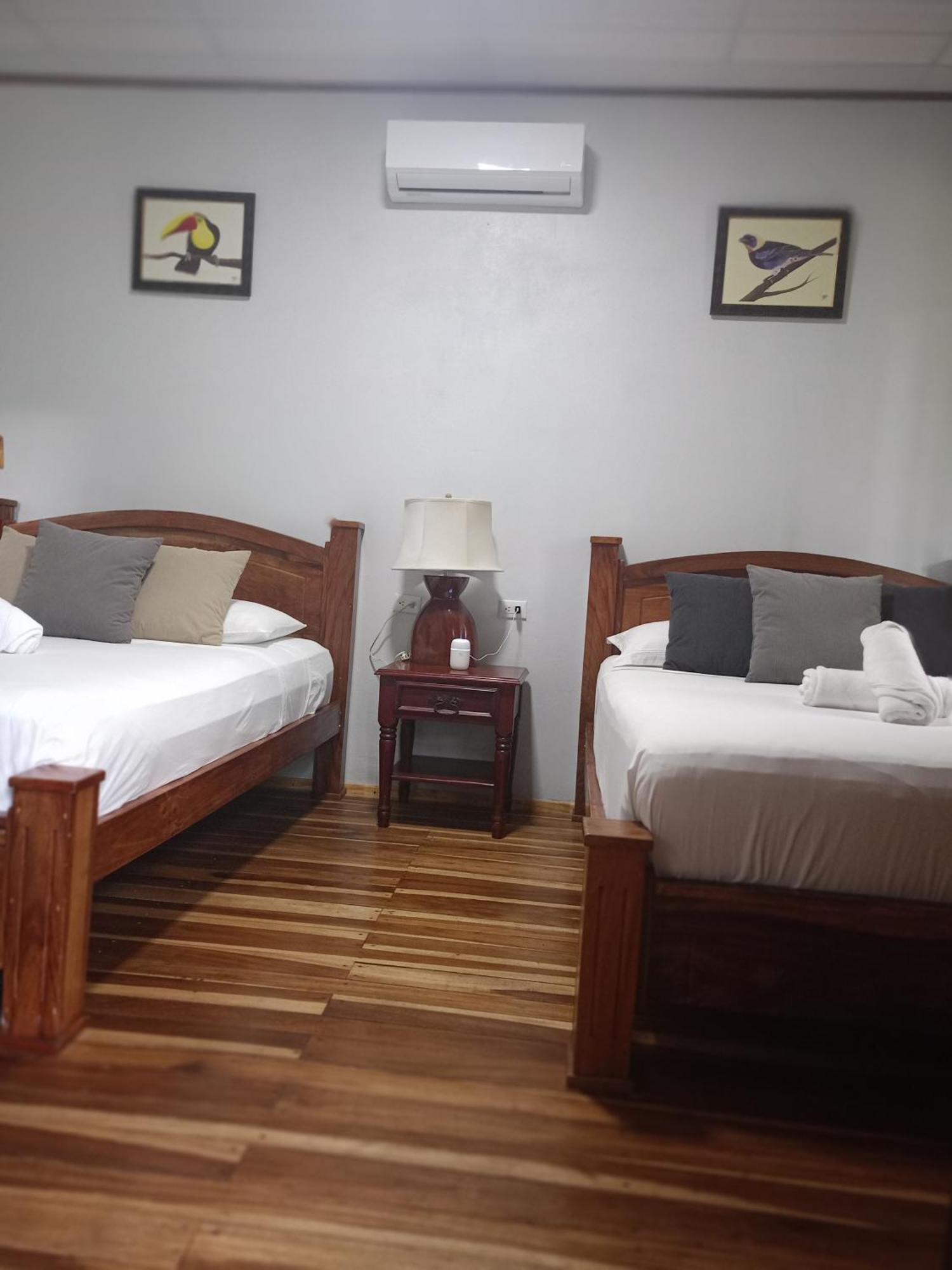 Bungalow Batsu La Fortuna Ruang foto